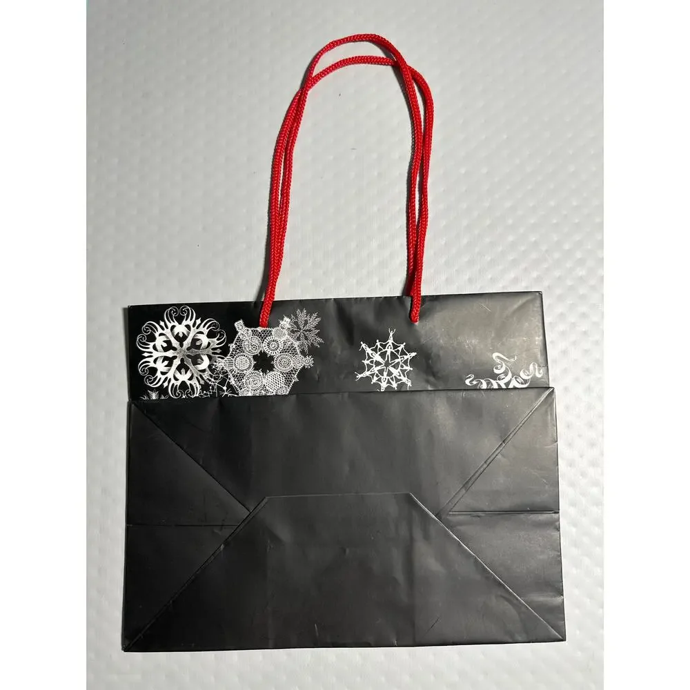 Saks Fifth Avenue Shopping Gift Bag‎ great Condition 10x8x6